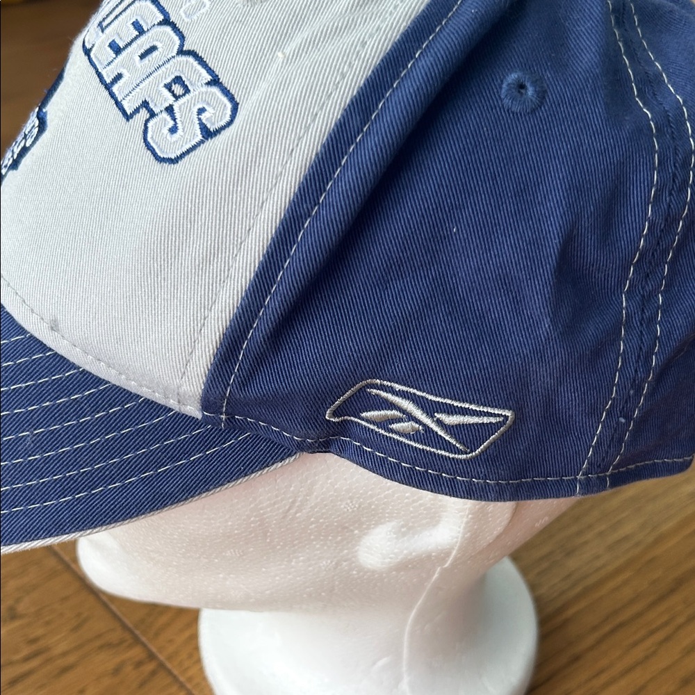 Reebok Toronto Maple Leafs Blue and White Baseball Cap - Picture 5 of 8